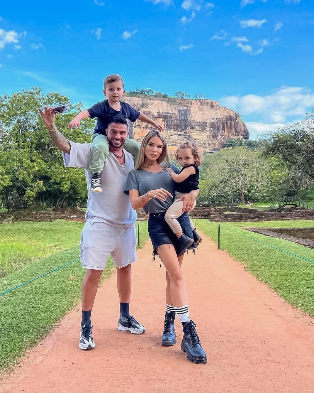 楽園での家族の冒険